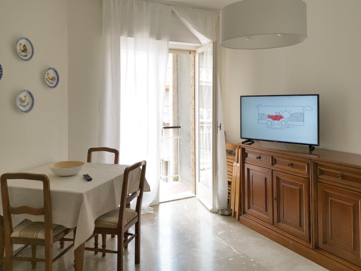Casa Margherita, Centrale A Due Passi Dal Mare Bordighera Zewnętrze zdjęcie